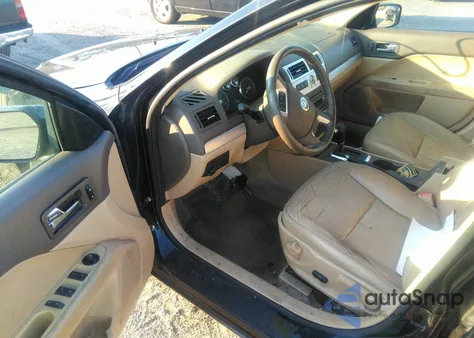 2008 Mercury Milan V6 Premier from USA, damaged, VIN 3MEHM081X8R608848